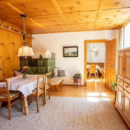 Landhauswohnung mit wildromantischem Garten Füssen Exterior foto
